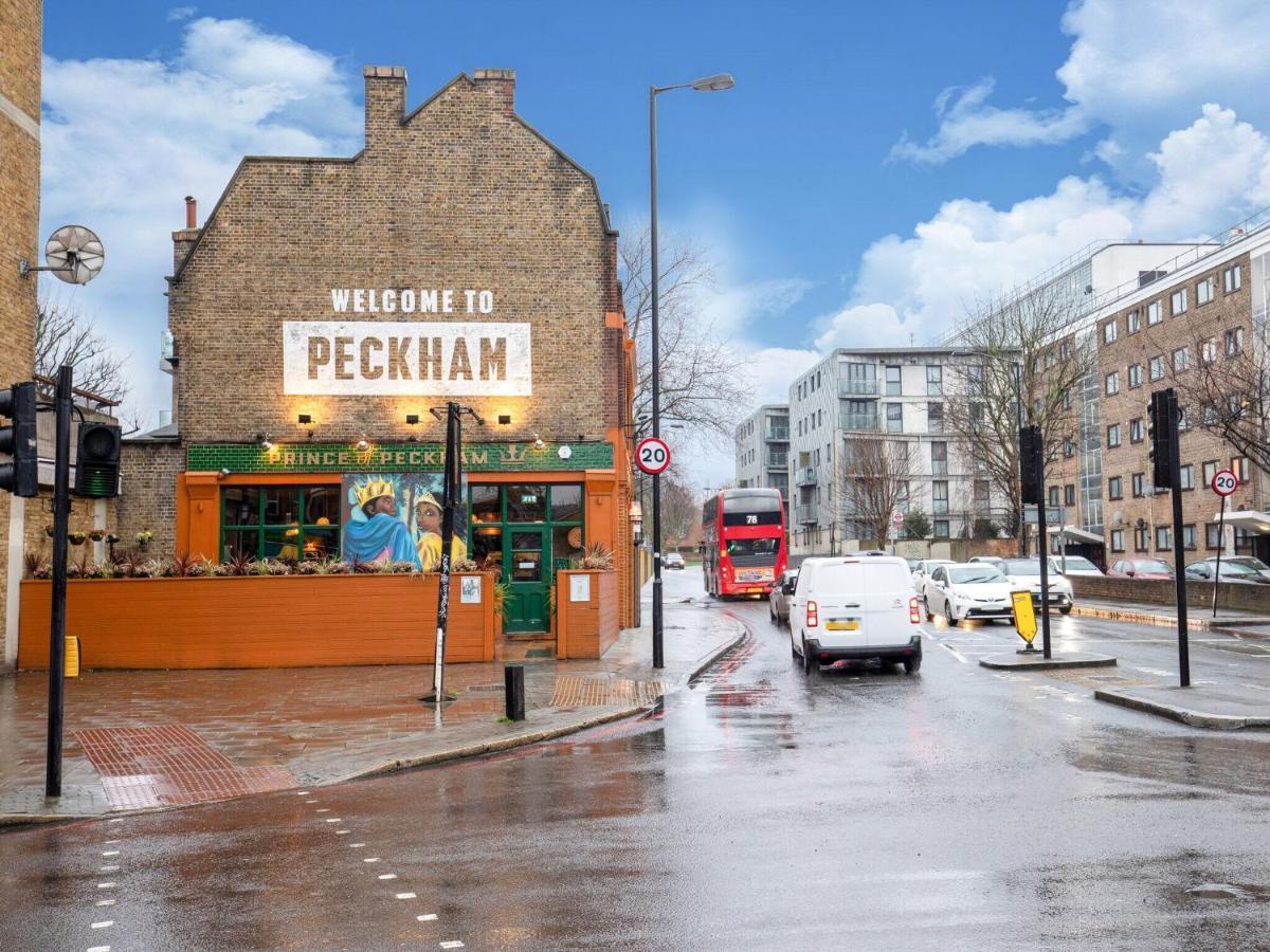 Lovely Studio In London With Patio エクステリア 写真